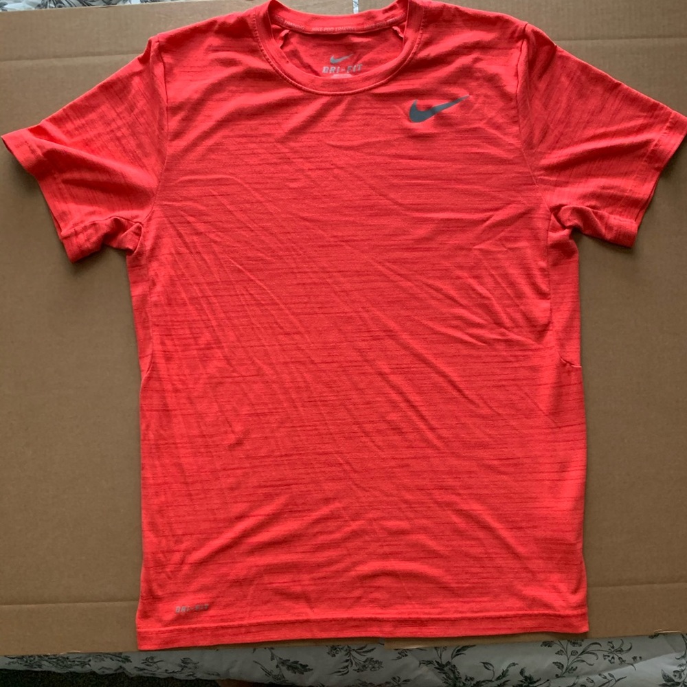 Men’s Nike Dry Fit T-shirt
